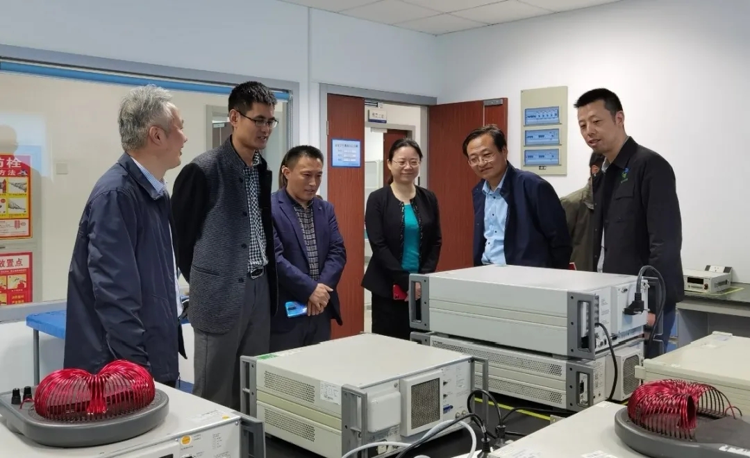 640.webp (8).jpg 640.webp (8).jpg